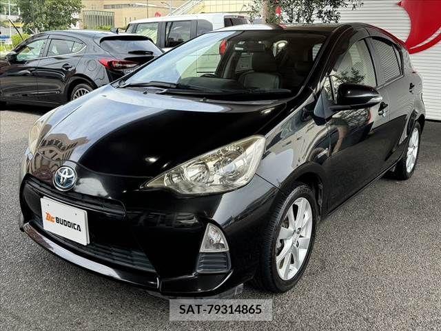 Toyota AQUA 2013-09 335872-20