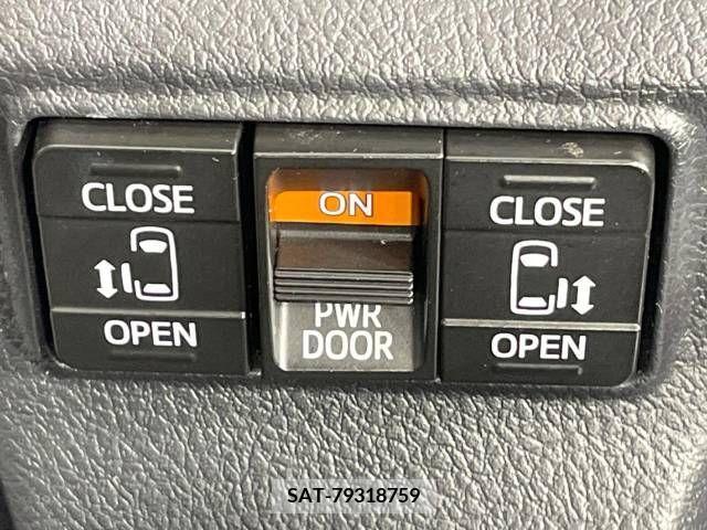 Toyota SIENTA 2019-10 338714-2