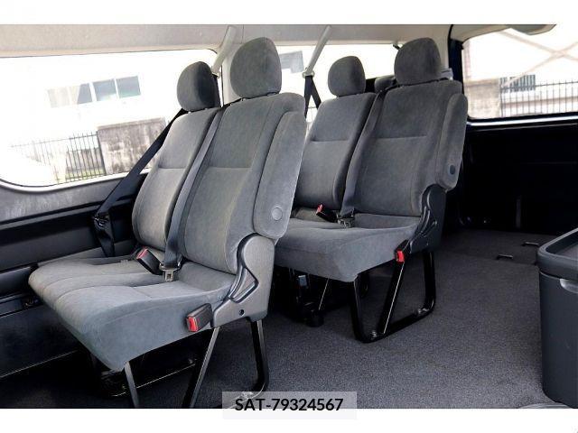 Toyota HIACE WAGON 2017-01 373438-13
