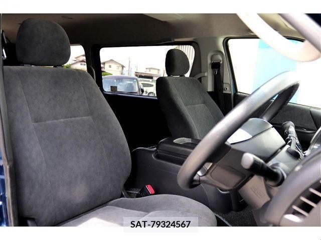 Toyota HIACE WAGON 2017-01 373438-12