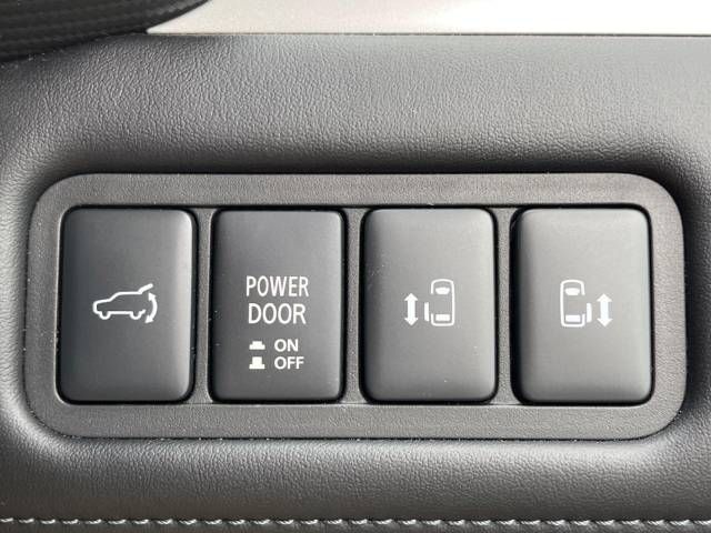 Mitsubishi DELICA D5 2022-12 22028-2