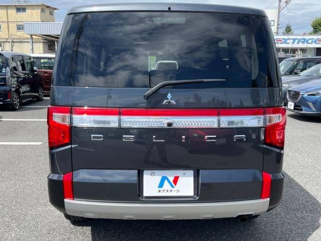 Mitsubishi DELICA D5 2022-12 22028-16