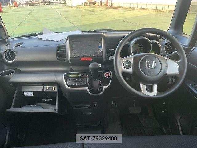 Honda N BOX 2013-08 211030-1