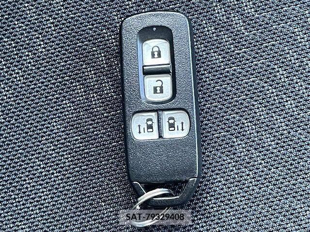 Honda N BOX 2013-08 211030-11