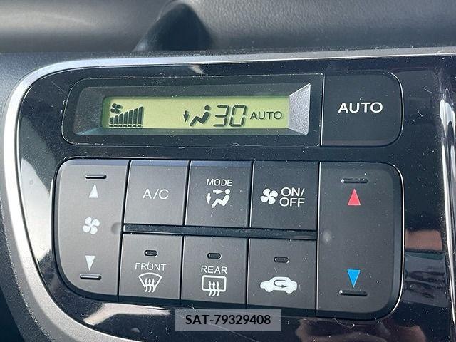 Honda N BOX 2013-08 211030-15
