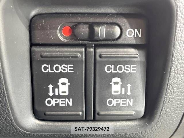 Honda N BOX CUSTOM 2016-03 329821-4