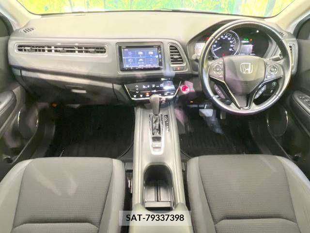 Honda VEZEL 2018-03 369917-1