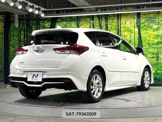 Toyota AURIS 2015-09 356694-17