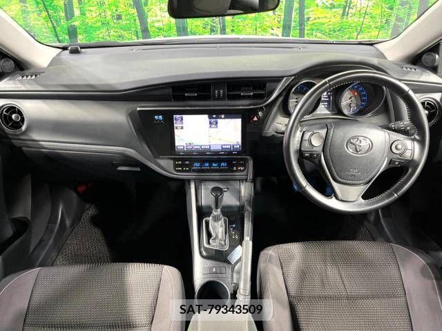 Toyota AURIS 2015-09 356694-1