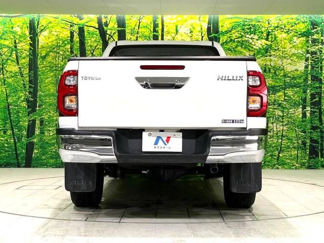 Toyota HILUX 2021-04 513-16