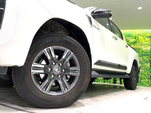 Toyota HILUX 2021-04 513-14