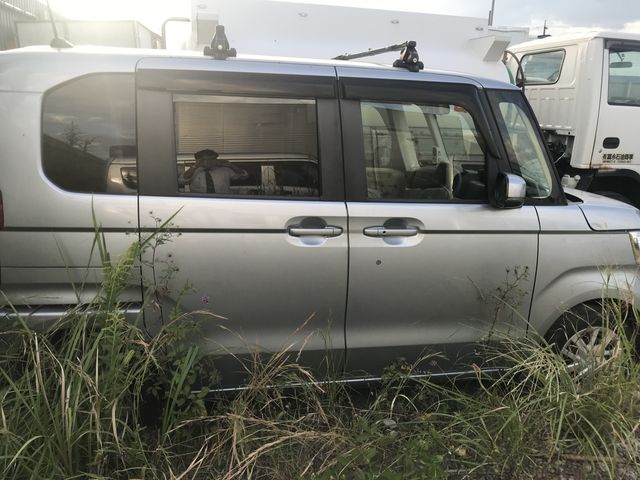 Honda N BOX 2017-10 24751-1