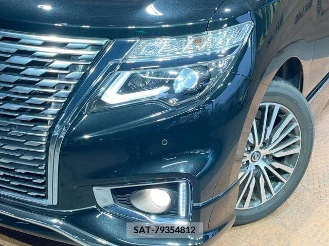 Nissan ELGRAND 2020-10 217497-13