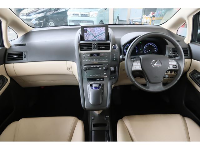 Lexus HS 2011-09 12100-5