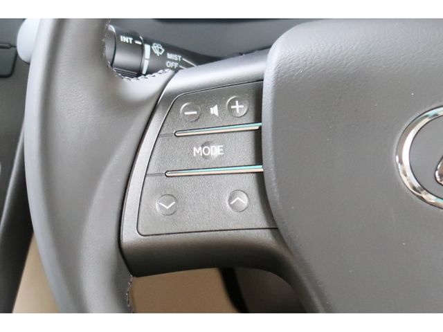 Lexus HS 2011-09 12100-11