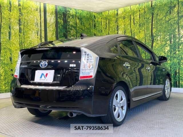 Toyota PRIUS 2009-11 366331-17
