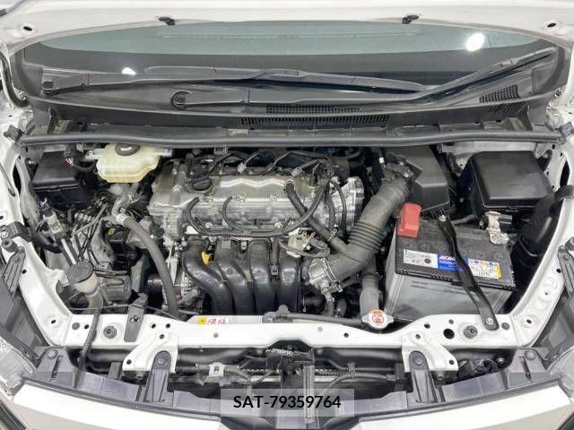 Toyota VOXY 2019-05 332195-19