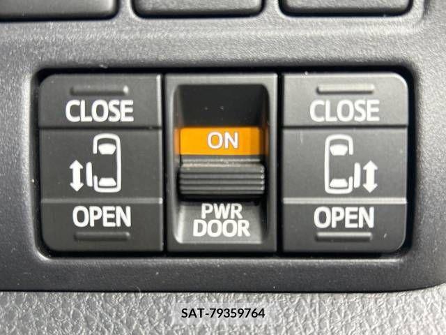 Toyota VOXY 2019-05 332195-5