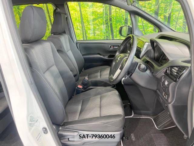 Toyota VOXY 2019-12 321656-8