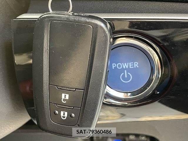 Toyota PRIUS 2017-12 225341-14