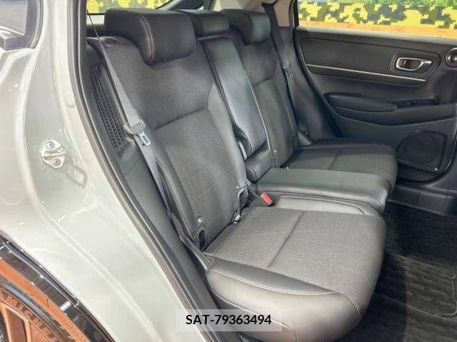 Honda VEZEL 2022-01 332425-9