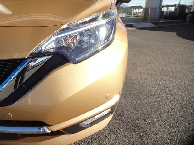 Nissan NOTE 2017-04 23150-28