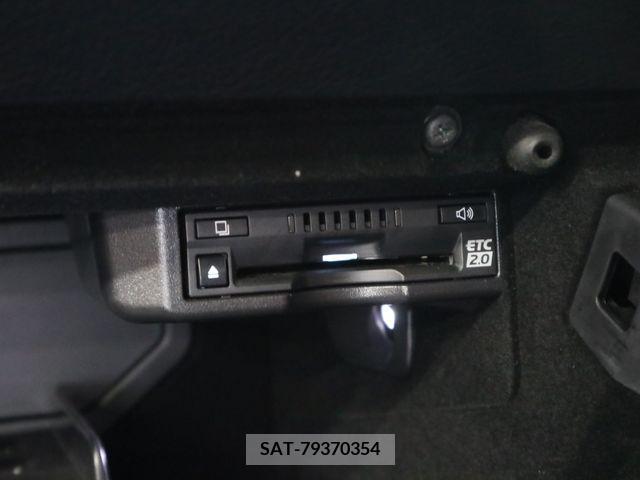 Lexus RC 2018-11 334421-26