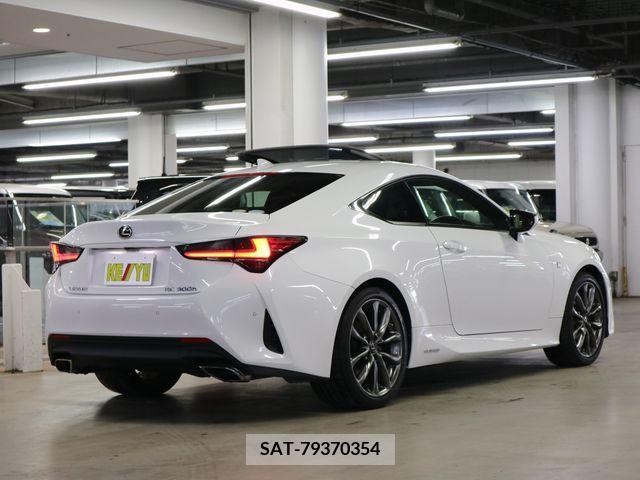 Lexus RC 2018-11 334421-1