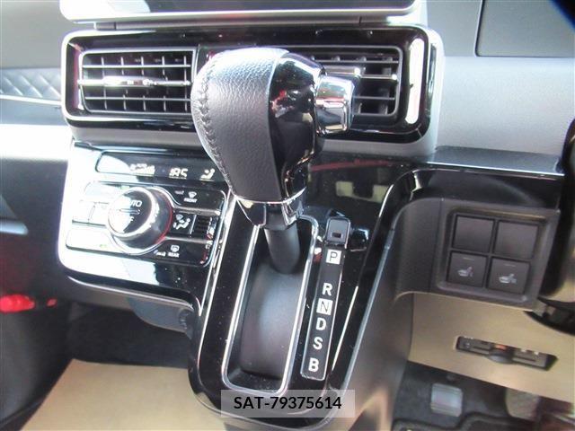 Daihatsu TANTO CUSTOM 2020-03 338400-11