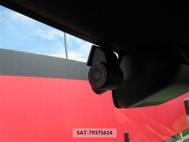 Daihatsu TANTO CUSTOM 2020-03 338400-23