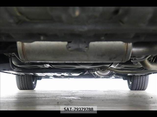 Honda e 2016-07 371874-25