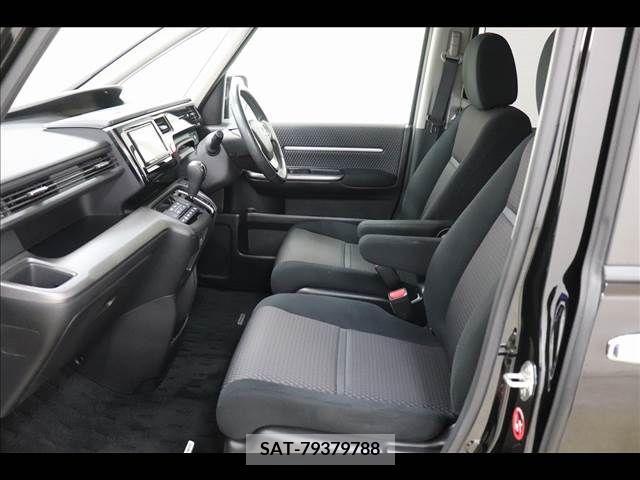 Honda e 2016-07 371874-10