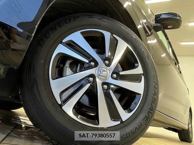 Honda FREED HYBRID 2017-12 330760-18