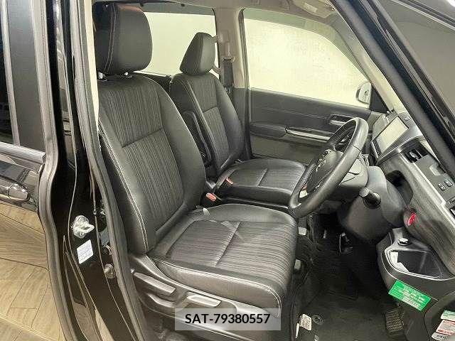 Honda FREED HYBRID 2017-12 330760-8