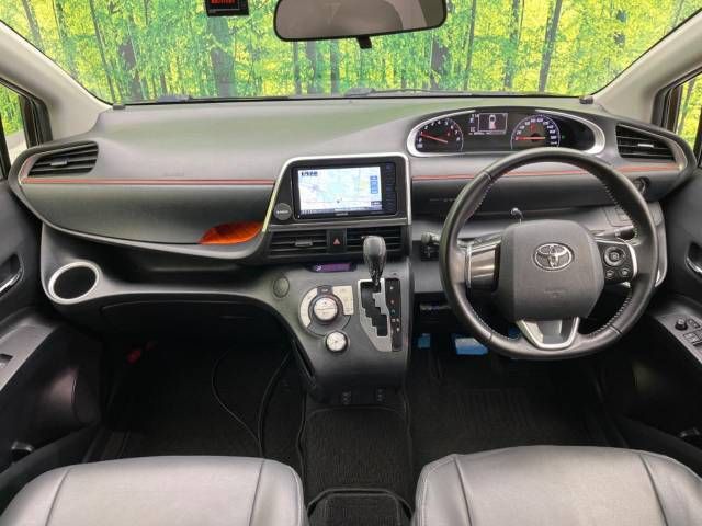 Toyota SIENTA 2015-09 191435-1