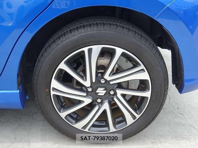 Suzuki SWIFT 2022-07 320949-12