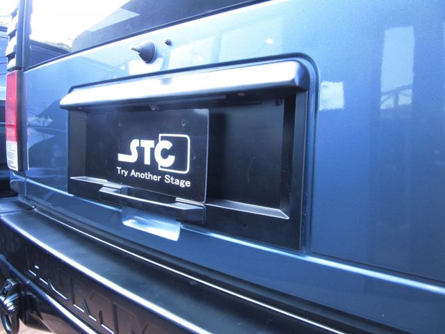 Hummer H2 2009-02 18622-24