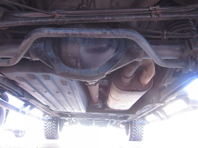 Hummer H2 2009-02 18622-26