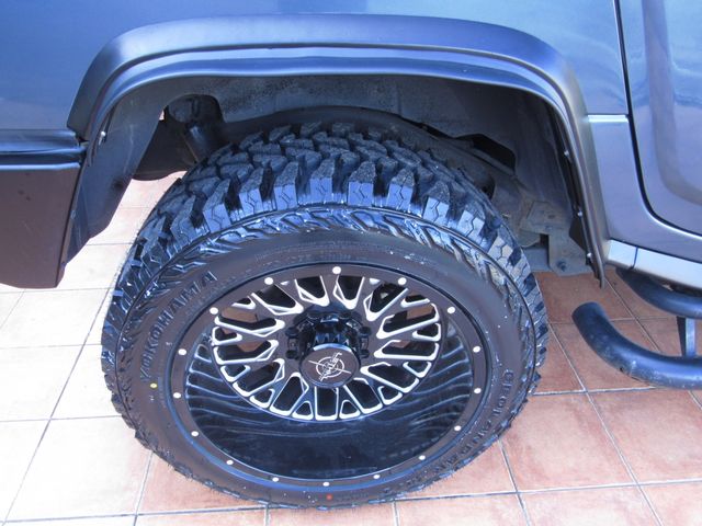 Hummer H2 2009-02 18622-28