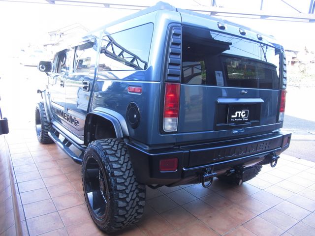 Hummer H2 2009-02 18622-23