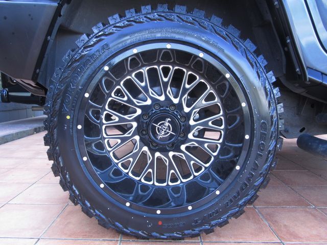 Hummer H2 2009-02 18622-29