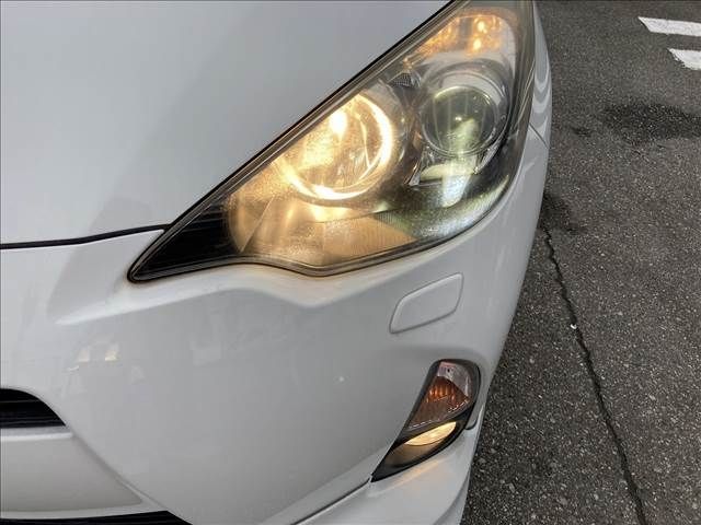 Toyota AQUA 2013-03 15186-14