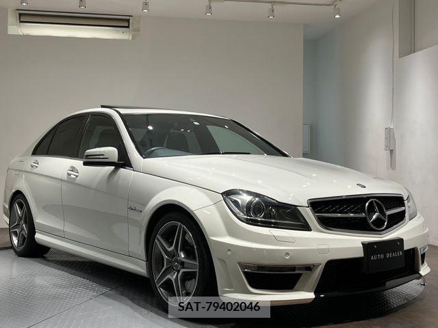 Amg C-CLASS 2011-10 241107-17
