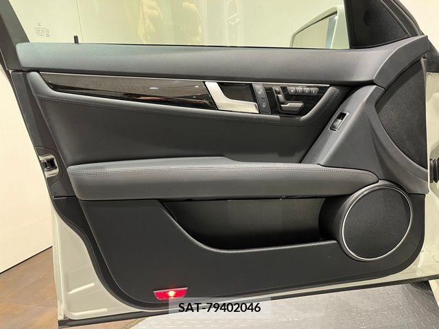 Amg C-CLASS 2011-10 241107-7