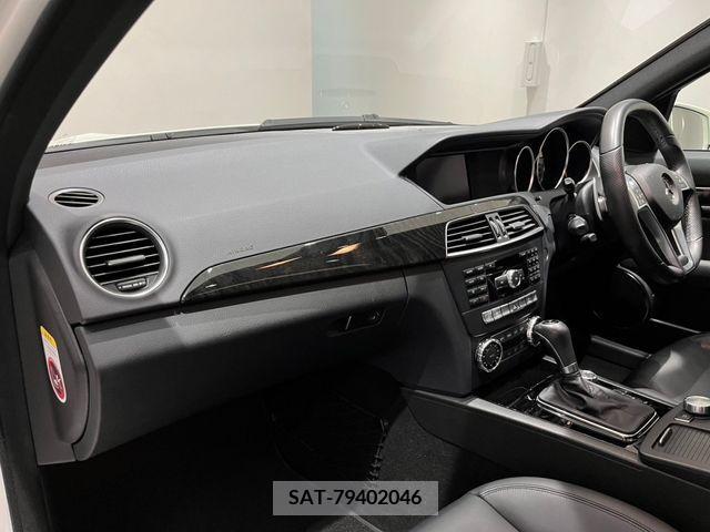Amg C-CLASS 2011-10 241107-5