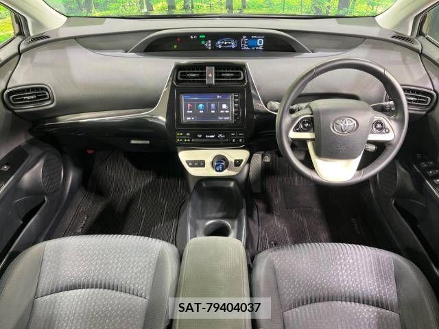 Toyota PRIUS 2015-12 330254-1