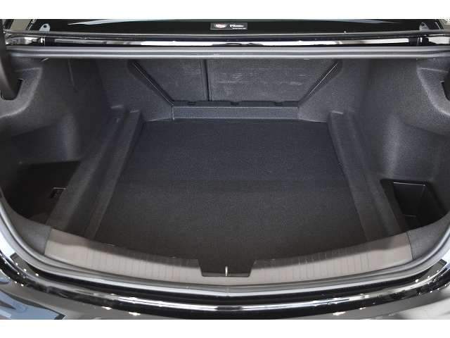 Cadillac CT5 2022-06 17827-19