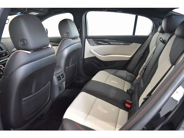 Cadillac CT5 2022-06 17827-15