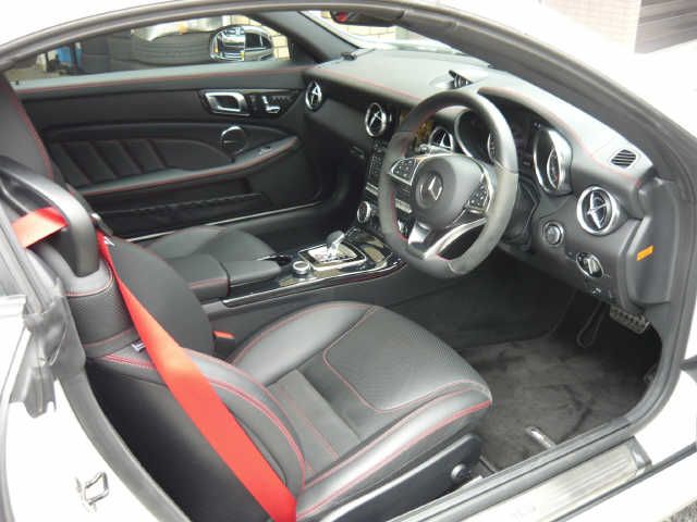 Amg SL 2017-10 6731-1