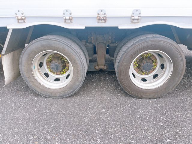 Isuzu GIGA 2017-02 17656-19